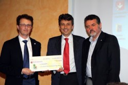 da sx_Brusco- Ferrero- Vespa con assegno da sx_Brusco- Ferrero- Vespa con assegno